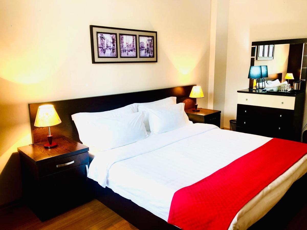 Hotel Aisi บาทูมิ ภายนอก รูปภาพ
